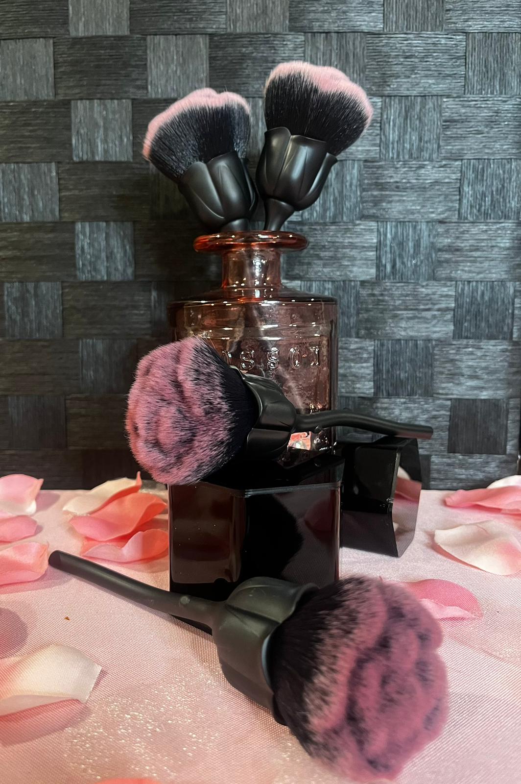 Black Rose Loose Powder Brush